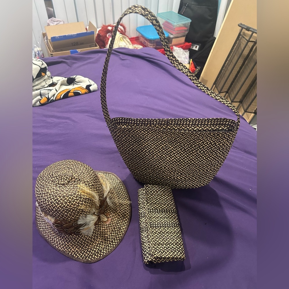 Matching purse, hat and wallet set